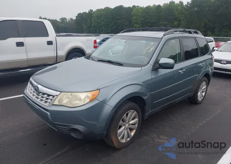 2011 Subaru Forester 2.5X Premium z USA, uszkodzony, nr VIN JF2SHADC6BH753713